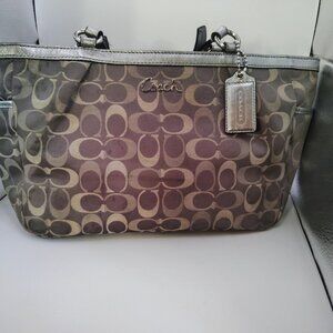 Coach Gallery Signature Shimmery Silver Gray Tote /Purse #17676